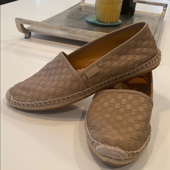 Gucci espadrilles** Like new** - Picture 5 of 9